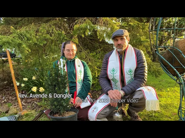 Rev. Avende and Rev. Dangler prepare to flub their lines