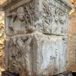 The Esus and Tarvos Trigaranus faces at an angle so you can see both